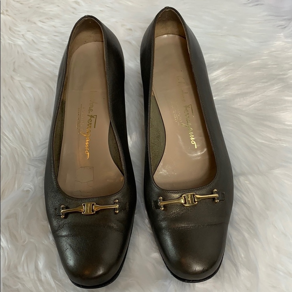 Vintage Salvatore Ferragamo Metallic Low Block Heels Size 8.5